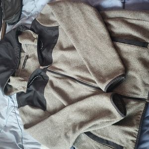 Mens under Armour hoodie/jacket